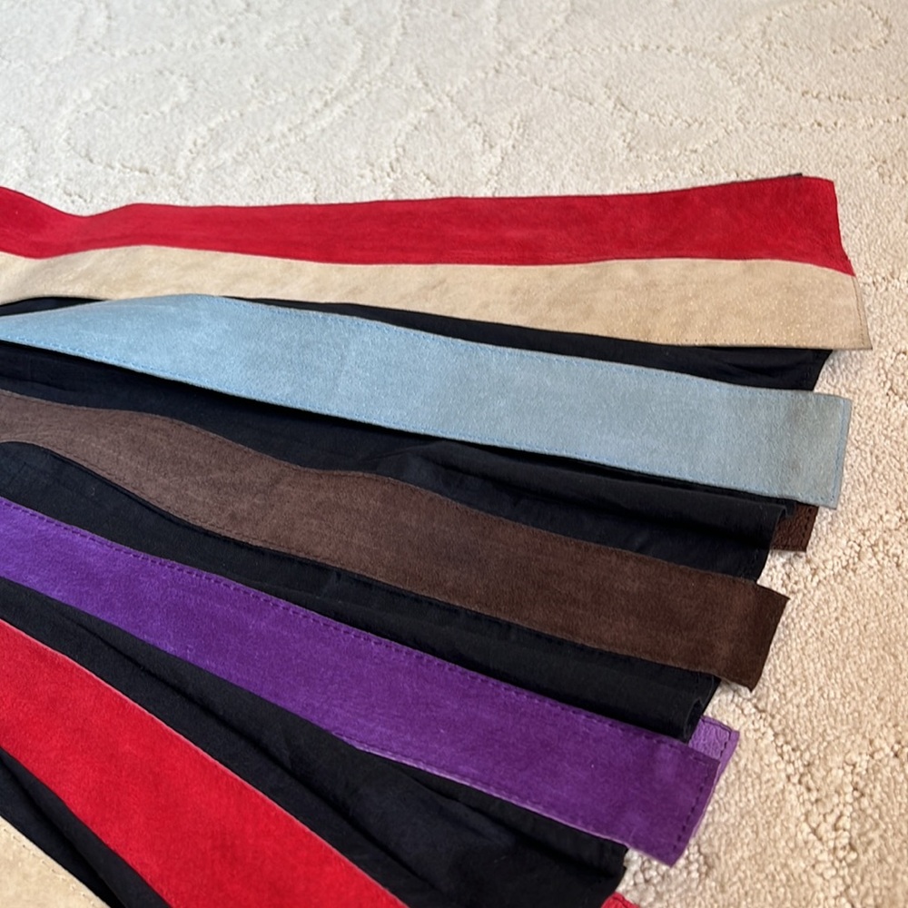 Pleated Midi Skirt with suede. Mint condition. - Picture 3 of 4
